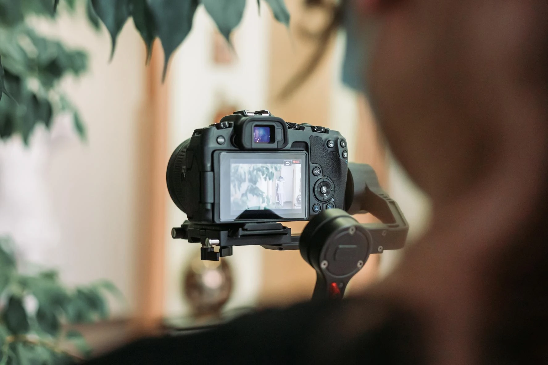 129637712-videographer-recording-video-s